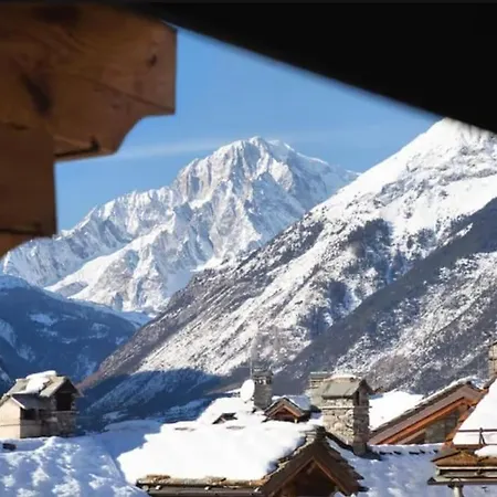 Chalet Vista Monte Bianco * La Salle